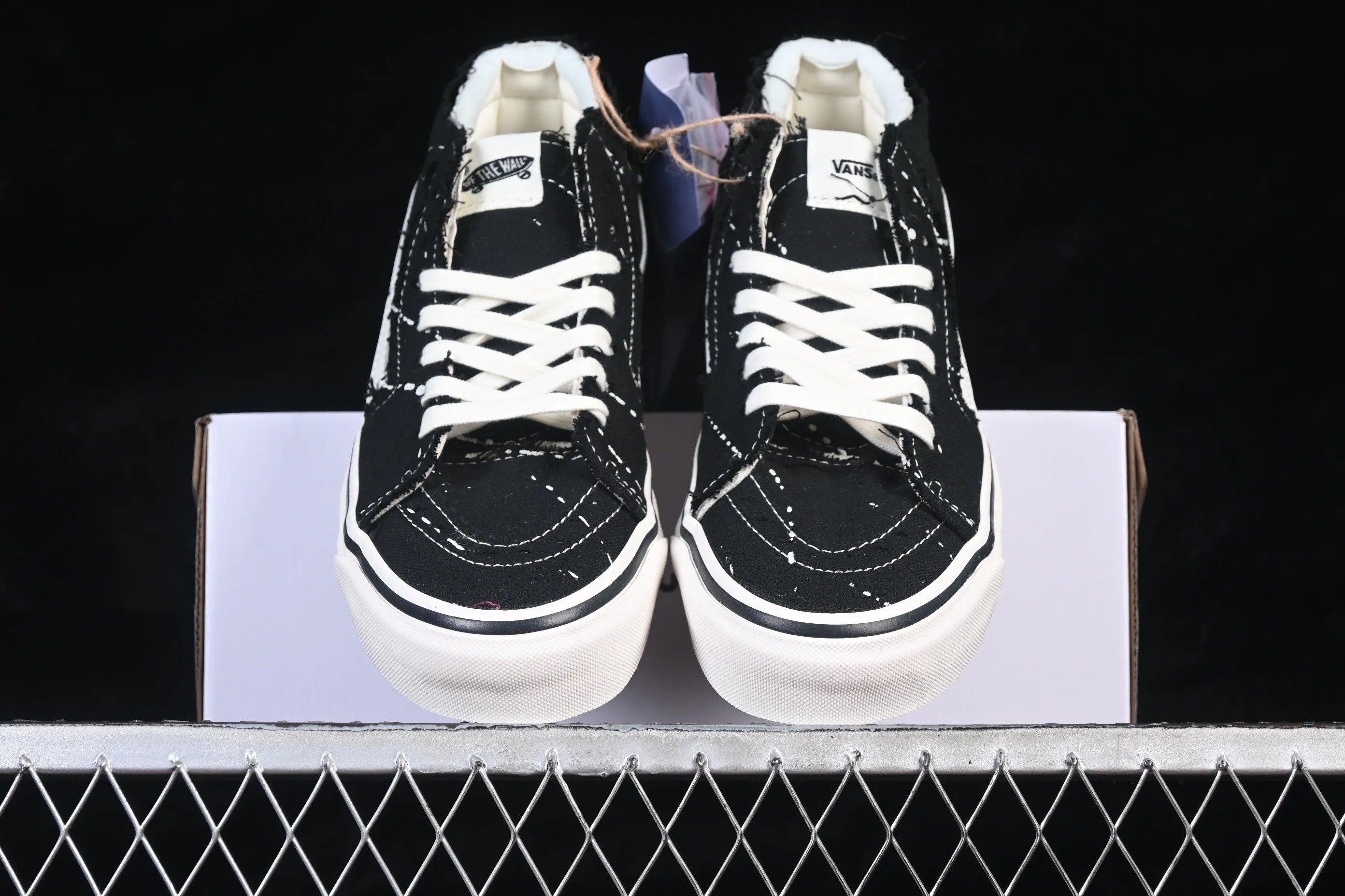 All categories Vans Vans series Vans Mid Vans China Vans Sk8-Mid Frayed Vans China casual skateboard shoes VN000XUKGTW